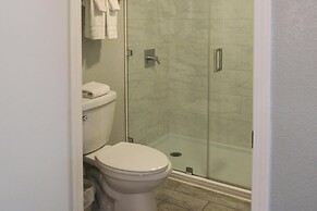 Capri Suites Anaheim