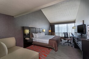 Holiday Inn Harrisburg - Hershey Area, I-81 by IHG