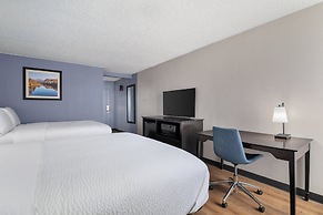 Garner Hotel Wytheville East by IHG