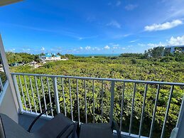 Ocean Pointe Suites at Key Largo