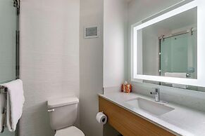 Comfort Inn & Suites Nashville Downtown – Stadium