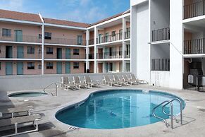 WindWater Hotel and Marina