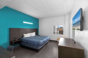 WindWater Hotel and Marina