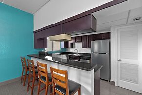 WindWater Hotel and Marina