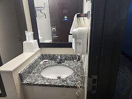 Days Inn by Wyndham Portage