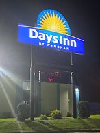 Days Inn by Wyndham Portage