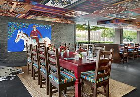 Graduate by Hilton Dallas