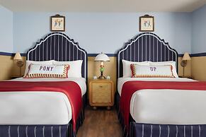 Graduate by Hilton Dallas