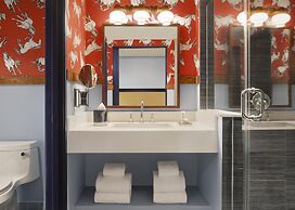 Graduate by Hilton Dallas