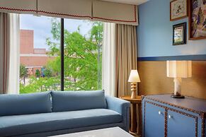 Graduate by Hilton Dallas