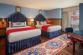 Graduate by Hilton Dallas