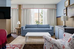 Graduate by Hilton Dallas