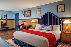 Graduate by Hilton Dallas