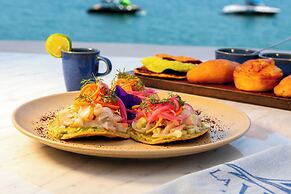 Camino Real Acapulco Diamante