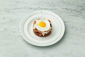 The Benjamin Royal Sonesta New York