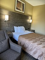 Quality Inn near I-72 and Hwy 51