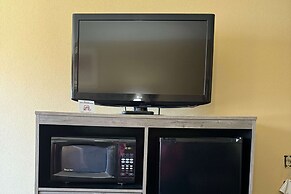 Quality Inn near I-72 and Hwy 51