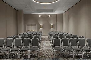 Renaissance Chicago North Shore Hotel