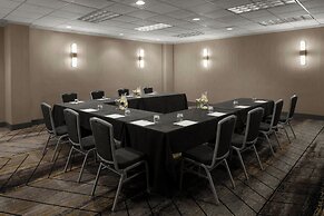Renaissance Chicago North Shore Hotel