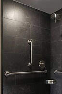 Renaissance Chicago North Shore Hotel