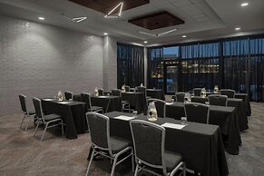 Renaissance Chicago North Shore Hotel