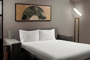 Renaissance Chicago North Shore Hotel
