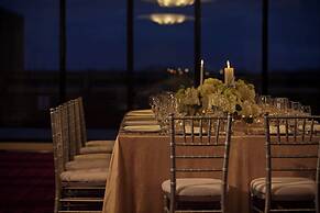 Renaissance Chicago North Shore Hotel