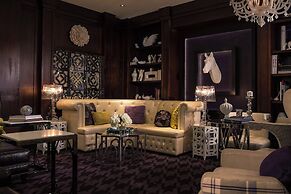Renaissance Chicago North Shore Hotel