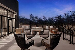 Renaissance Chicago North Shore Hotel