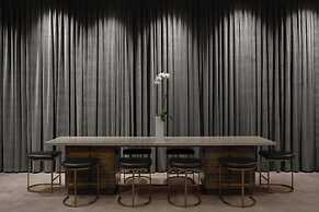 Renaissance Chicago North Shore Hotel