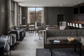 Renaissance Chicago North Shore Hotel