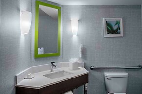 Hampton Inn Detroit/Northville