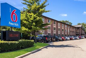 Motel 6 Prospect Heights, IL
