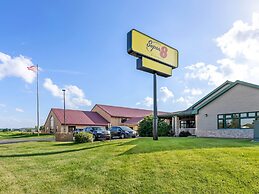 Super 8 by Wyndham Sturtevant/Racine