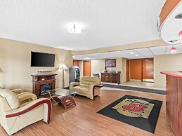 Super 8 by Wyndham Sturtevant/Racine