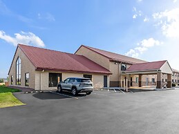 Super 8 by Wyndham Sturtevant/Racine