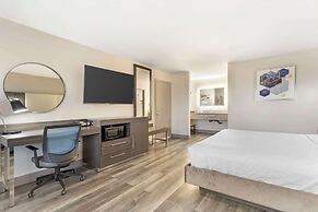 Best Western Marina State Beach