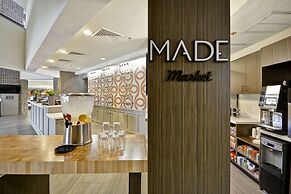 DoubleTree by Hilton Phoenix North