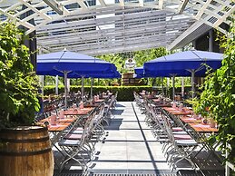 Kempinski Hotel Beijing Yansha Center