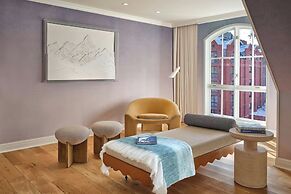 The St. Regis Aspen Resort