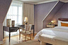 The St. Regis Aspen Resort