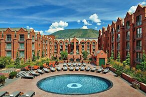 The St. Regis Aspen Resort