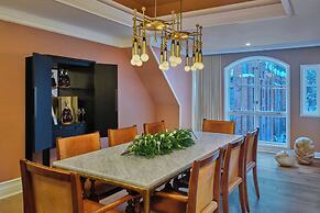 The St. Regis Aspen Resort