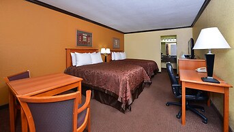 Xecutive Inn and Suites