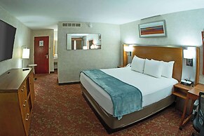 Clarion Hotel Bakersfield North