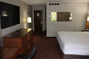 Clarion Hotel Bakersfield North