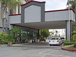 Clarion Hotel Bakersfield North