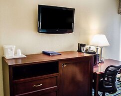 Quality Inn & Suites Medina - Akron West