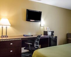 Quality Inn & Suites Medina - Akron West