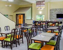 Quality Inn & Suites Medina - Akron West